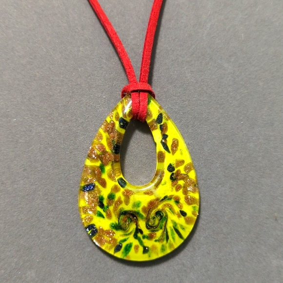 Unique Lampwork Glass Necklace - Picture 1 of 3